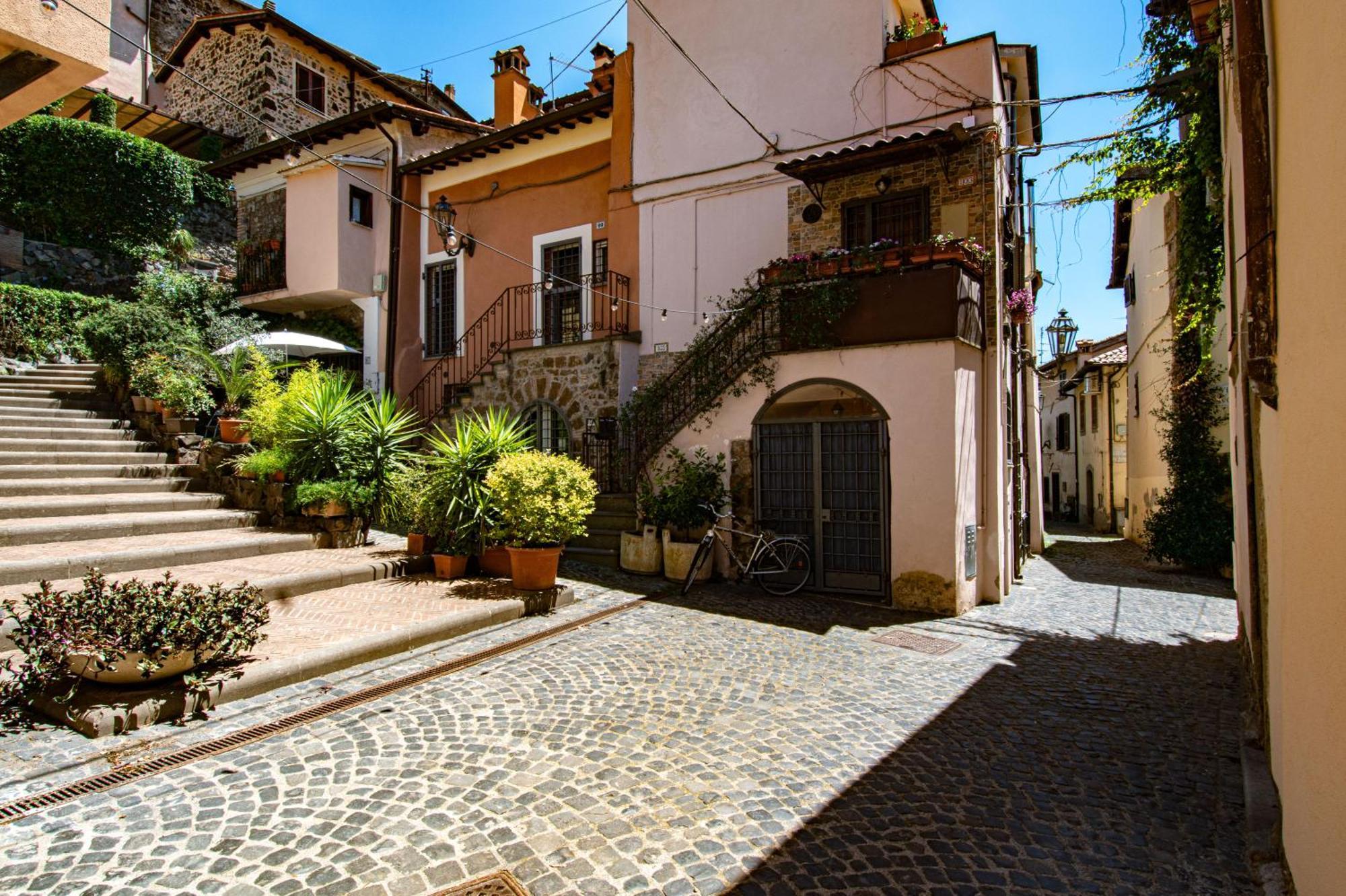 Finestra Sul Borgo Appartement Trevignano Romano Buitenkant foto